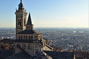 71 Zoom su tiburio e campanile di S.ta Maria Maggiore